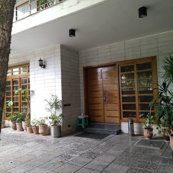Elite Residency